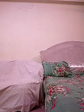 Snapshot of Taniya07 chatting on September 20, 6:46 pm Taniya07 online show from September 20, 6:46 pm