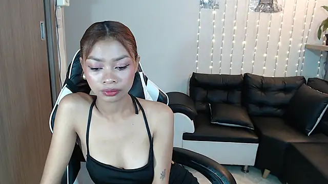 Snapshot of Perla_prg chatting on February 21, 12:49 pm Perla prg online show from February 21, 12:49 pm