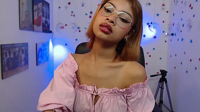 Snapshot of Perla_prg chatting on March 18, 1:23 pm Perla prg online show from March 18, 1:23 pm