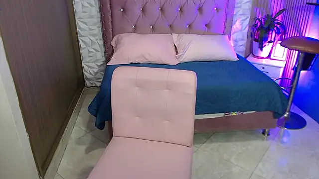 Perla prg online show from February 23, 7:36 pm