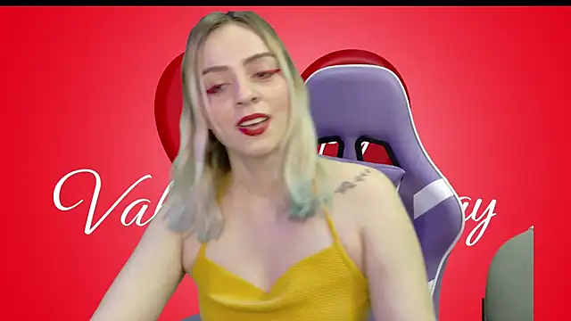 Snapshot of Dolce--Mia---Bianchi__07 chatting on February 9, 1:55 am Dolce--Mia---Bianchi 07 online show from February 9, 1:55 am