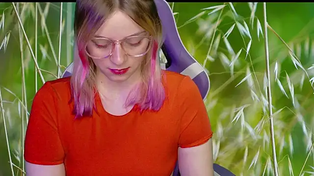 Snapshot of Dolce--Mia---Bianchi__07 chatting on February 23, 8:39 am Dolce--Mia---Bianchi 07 online show from February 23, 8:39 am