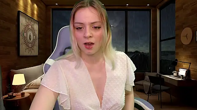 Snapshot of Dolce--Mia---Bianchi__07 chatting on March 13, 4:23 pm Dolce--Mia---Bianchi 07 online show from March 13, 4:23 pm