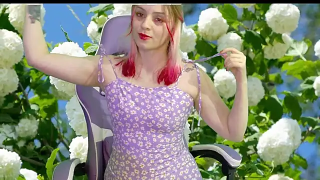 Snapshot of Dolce--Mia---Bianchi__07 chatting on February 17, 4:42 am Dolce--Mia---Bianchi 07 online show from February 17, 4:42 am