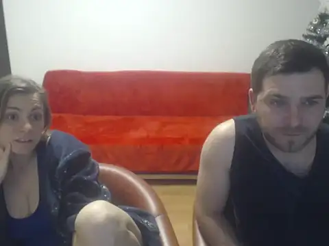 Snapshot of AngelAndDevil92 chatting on December 5, 8:28 pm AngelAndDevil92 online show from December 5, 8:28 pm