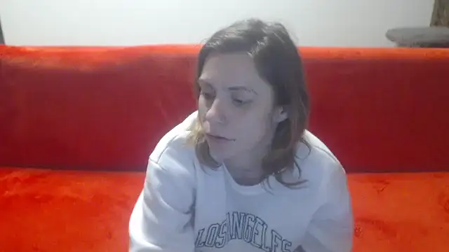 Snapshot of AngelAndDevil92 chatting on February 2, 11:29 am AngelAndDevil92 online show from February 2, 11:29 am