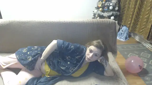 Snapshot of AngelAndDevil92 chatting on December 15, 3:09 pm AngelAndDevil92 online show from December 15, 3:09 pm