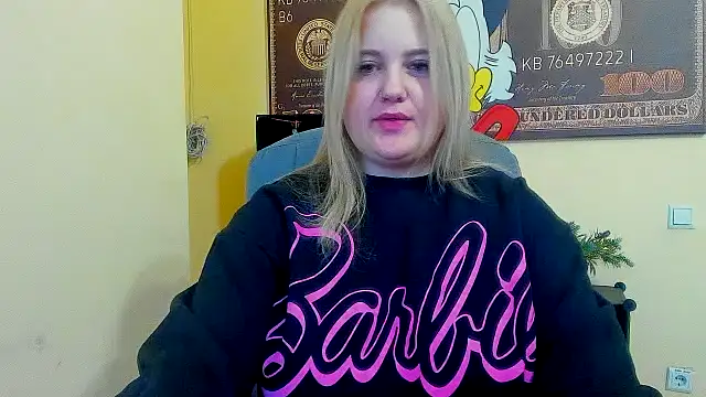 Snapshot of Doliss chatting on October 2, 5:55 am Doliss online show from October 2, 5:55 am