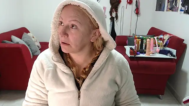 emperabigbootybigass online show from December 15, 12:22 pm