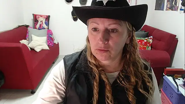 emperabigbootybigass online show from December 3, 12:04 pm