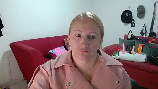 emperabigbootybigass online show from February 17, 12:24 pm