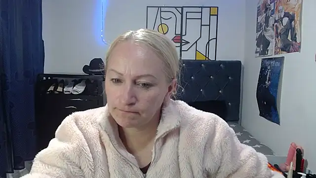 emperabigbootybigass online show from April 21, 12:23 pm