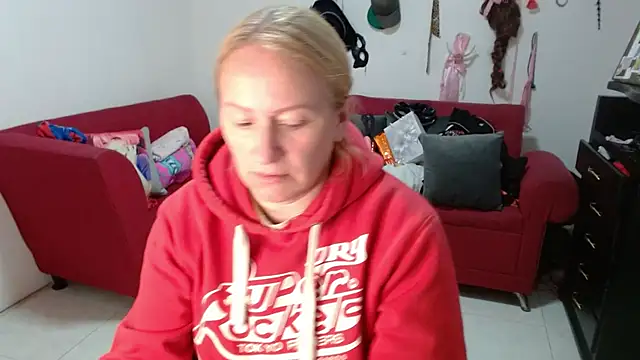 emperabigbootybigass online show from March 12, 12:31 pm