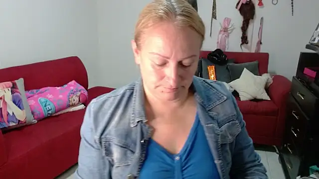 emperabigbootybigass online show from March 5, 12:46 pm