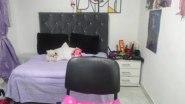 emperabigbootybigass online show from May 28, 12:22 pm
