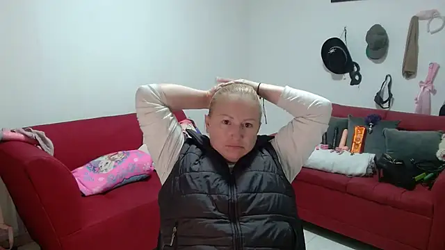 emperabigbootybigass online show from February 11, 12:27 pm