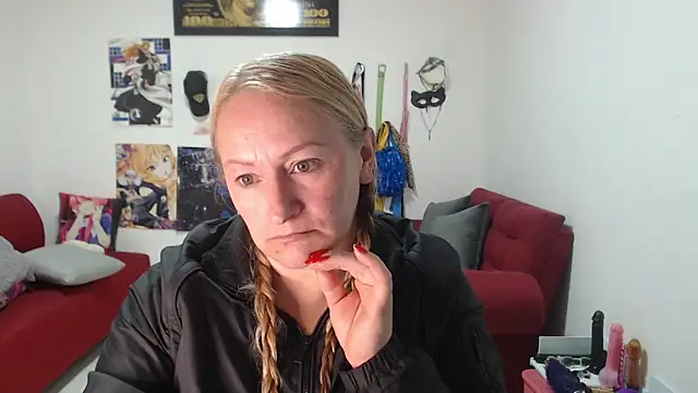 Snapshot of emperabigbootybigass chatting on September 22, 12:22 pm emperabigbootybigass online show from September 22, 12:22 pm