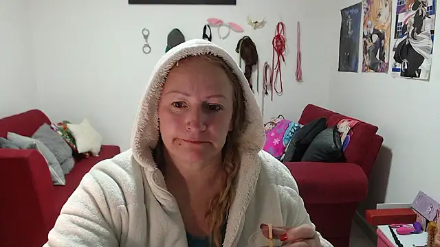 emperabigbootybigass online show from January 8, 12:22 pm