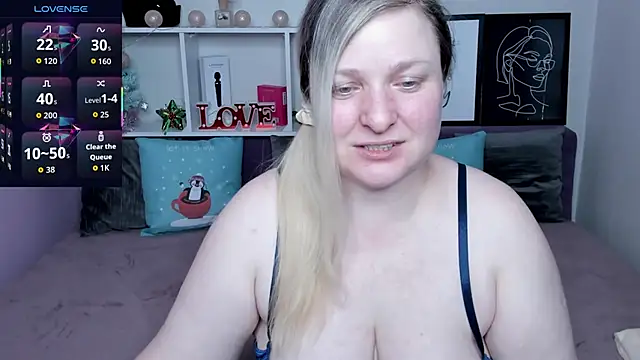 AnnaXCherri online show from December 23, 2:33 am