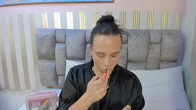 nova lane online show from April 10, 7:54 pm