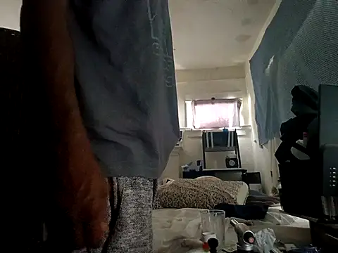 Snapshot of DevinToore chatting on November 10, 7:30 pm DevinToore online show from November 10, 7:30 pm