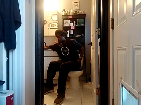 Snapshot of DevinToore chatting on November 28, 9:59 pm DevinToore online show from November 28, 9:59 pm