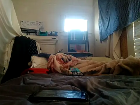 Snapshot of DevinToore chatting on November 30, 11:16 pm DevinToore online show from November 30, 11:16 pm