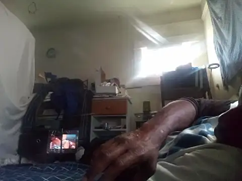 DevinToore online show from February 23, 7:14 pm