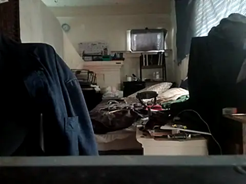 Snapshot of DevinToore chatting on November 3, 3:37 pm DevinToore online show from November 3, 3:37 pm