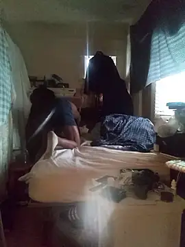 DevinToore online show from April 14, 3:50 pm