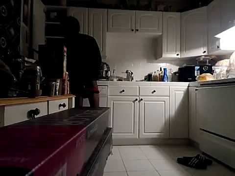 Snapshot of DevinToore chatting on November 17, 11:58 am DevinToore online show from November 17, 11:58 am