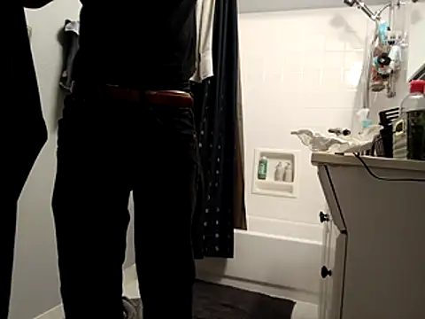 Snapshot of DevinToore chatting on October 25, 5:17 am DevinToore online show from October 25, 5:17 am