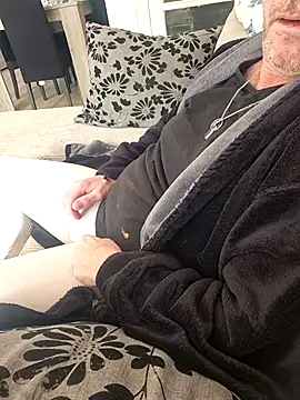 KnownObligation1 online show from March 8, 10:07 am