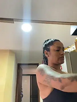 KatalinnaBrown online show from December 4, 5:01 pm