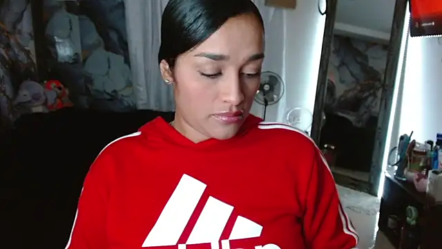 KatalinnaBrown online show from November 11, 11:27 am