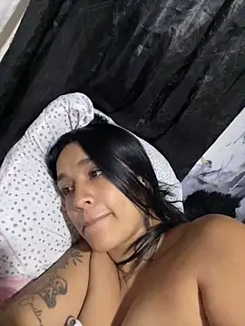 KatalinnaBrown online show from March 18, 11:02 am