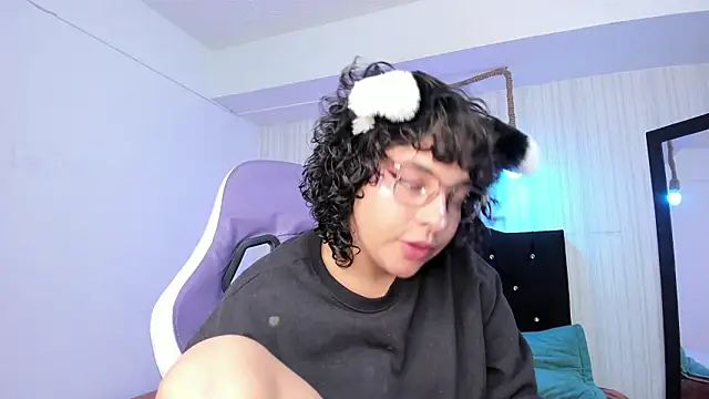 miku katsuragi online show from March 9, 5:55 am