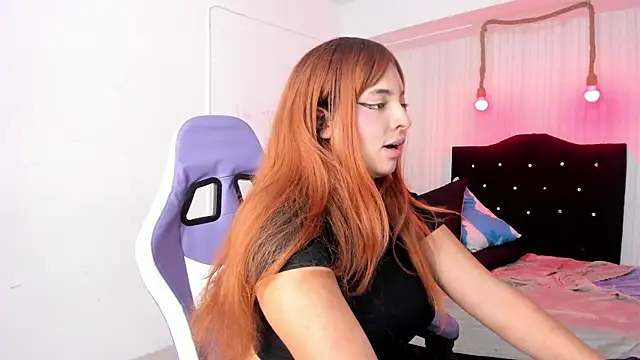 Snapshot of miku_katsuragi chatting on October 25, 4:22 am miku katsuragi online show from October 25, 4:22 am