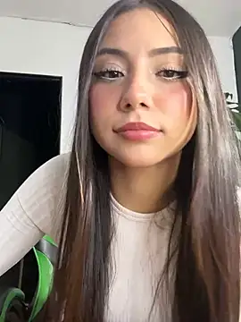 Emily Clark1 online show from May 10, 3:54 am