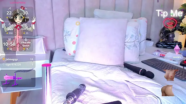 LizSheibaum online show from February 6, 7:21 pm