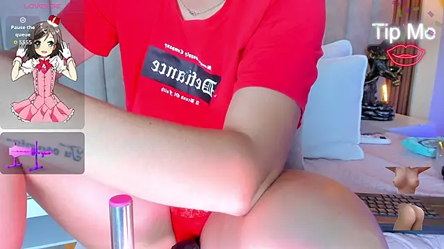 LizSheibaum online show from March 6, 4:46 pm