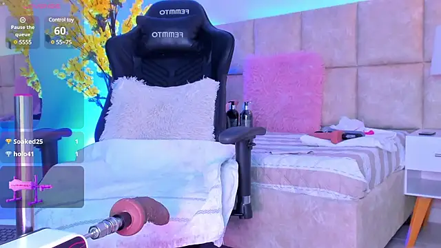 Snapshot of LizSheibaum chatting on March 15, 9:19 am LizSheibaum online show from March 15, 9:19 am