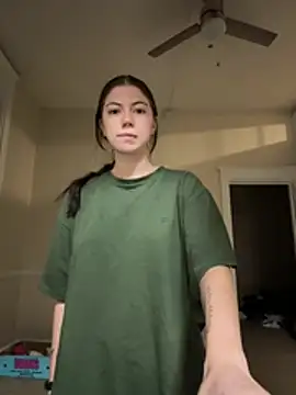 emilycoco online show from February 21, 12:56 am