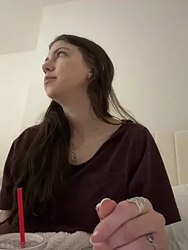 emilycoco online show from March 16, 3:58 am