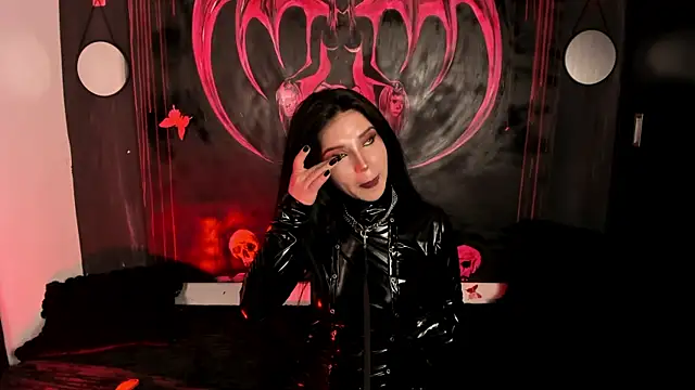 Kylie-fox online show from April 11, 7:45 am