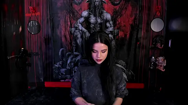 Kylie-fox online show from June 5, 12:59 am