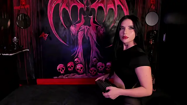 Kylie-fox online show from May 2, 1:11 am