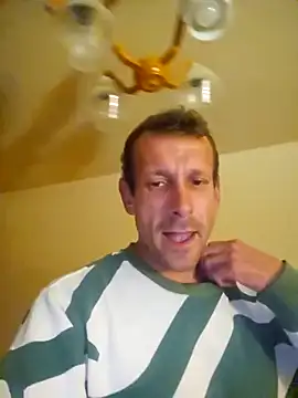 Snapshot of DonCristian chatting on September 28, 2:46 pm DonCristian online show from September 28, 2:46 pm