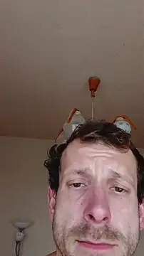 Snapshot of DonCristian chatting on November 30, 1:45 pm DonCristian online show from November 30, 1:45 pm