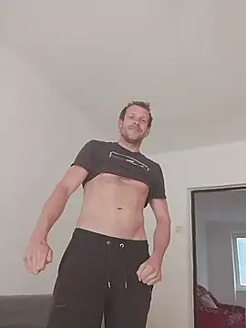 Snapshot of DonCristian chatting on April 6, 8:15 am DonCristian online show from April 6, 8:15 am